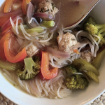 Soupe Pho au poulet maison
